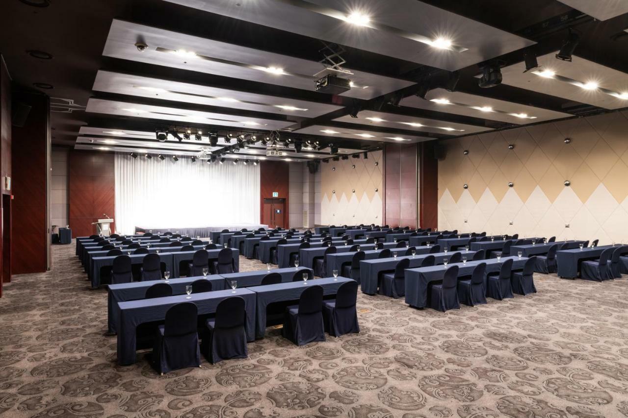 Novotel Ambassador แทกู ภายนอก รูปภาพ