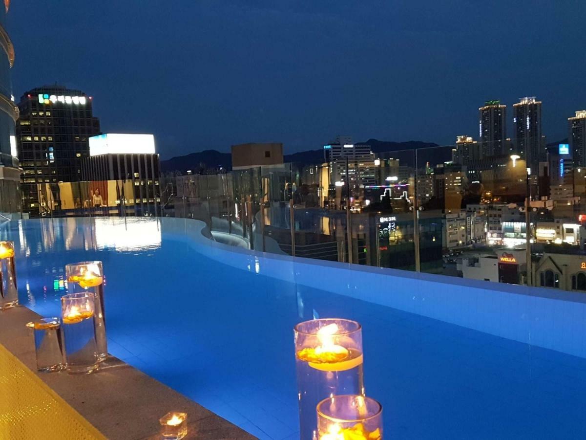 Novotel Ambassador แทกู ภายนอก รูปภาพ